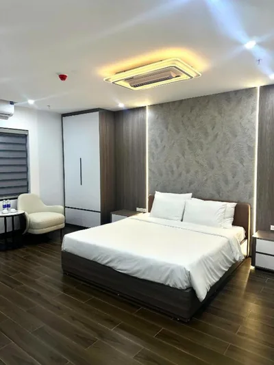 Chambre King Deluxe — Elegant Hotel Ha Noi Center - Near Vincom Ba Trieu
